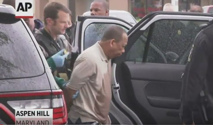 ВИДЕО: Ухапшен осумњичени за оружане нападе код Вашингтона